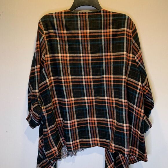 Torrid Size 1 Plaid Long Sleeve Flannel Fringe Shawl Kimono Boho Rustic Cottage - Picture 4 of 4